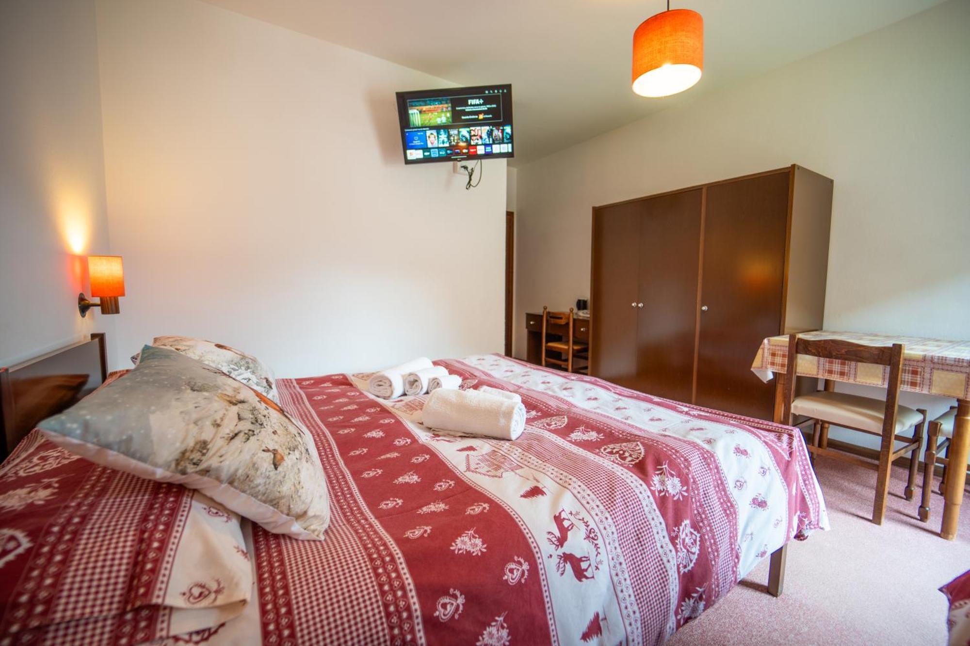 Cesa Cherpei - Dog Friendly Campitello di Fassa Luaran gambar