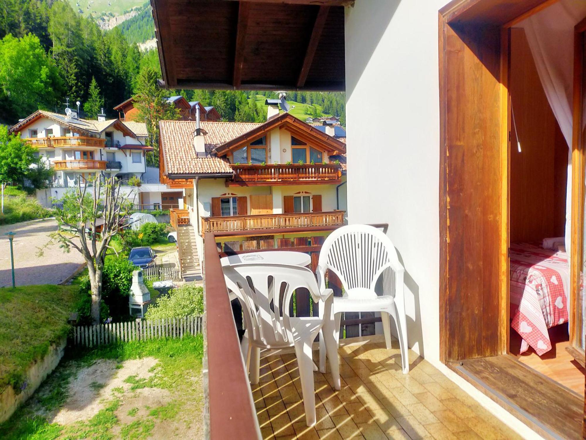 Cesa Cherpei - Dog Friendly Campitello di Fassa Bilik gambar